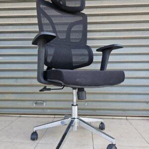 Office chair with back
