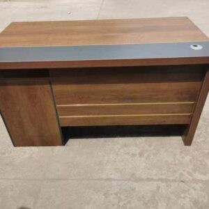 Office Desk ( 1.4mtrs)